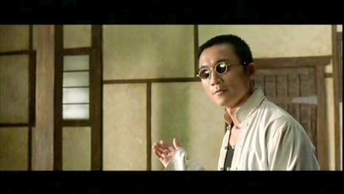 《变形金刚4:涅磐纪元》:亲,闻到美式汉堡里面