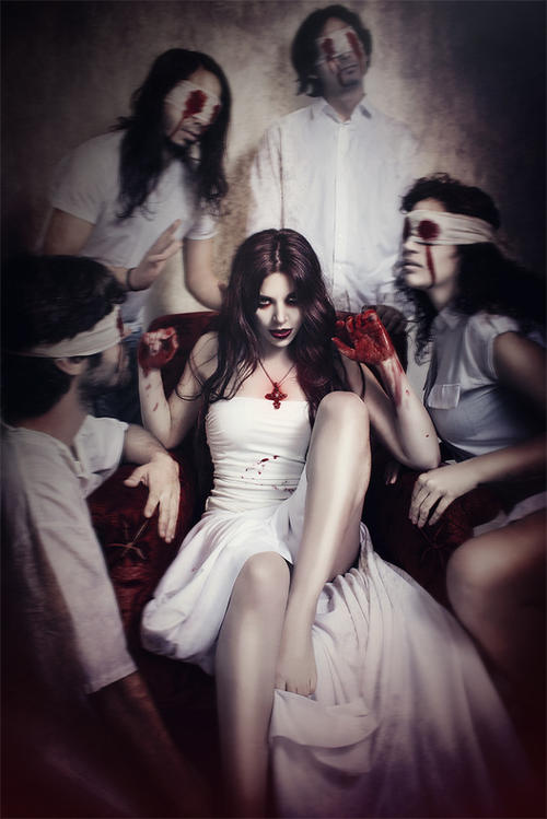 BlackWingsByIdanaFesta-Sara-Castro-Rober